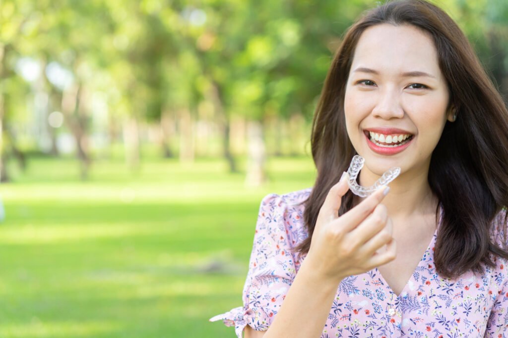 Straightening Smiles Silently: Your Guide to Invisalign in Twin Falls, ID 1 close up young beautiful